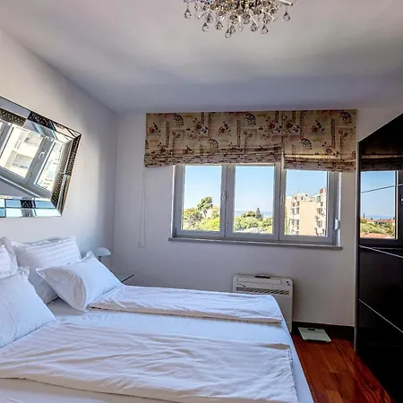 Apartmant Centar Soleo Daire