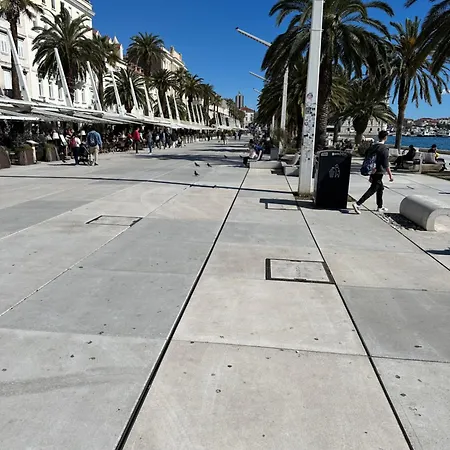 Lägenhet Apartmant Centar Soleo